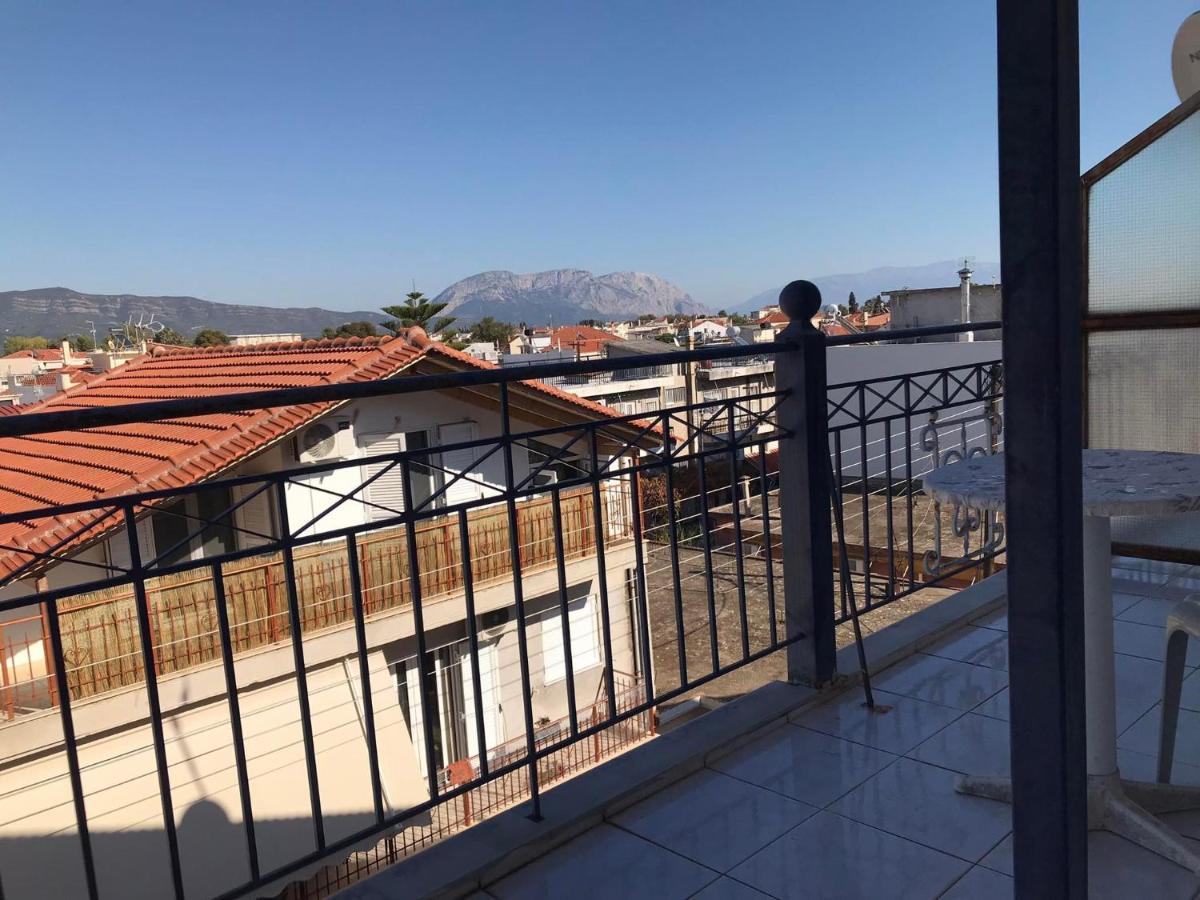 Ion Apartments Messolonghi Single Bed Room Mountain View Loft Mesolóngion Eksteriør bilde