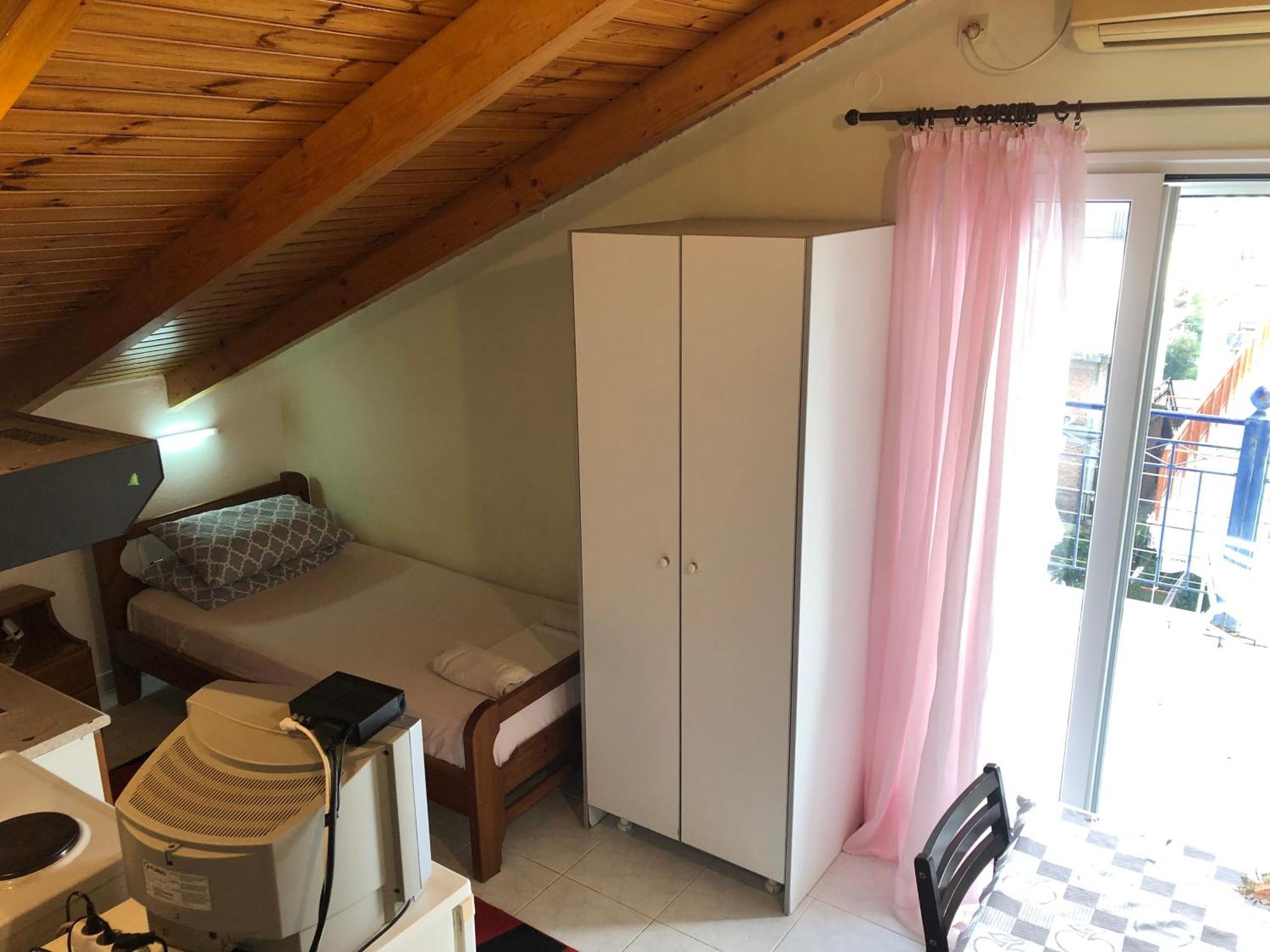 Ion Apartments Messolonghi Single Bed Room Mountain View Loft Mesolóngion Eksteriør bilde